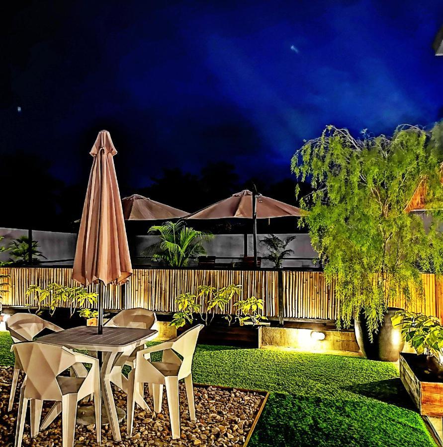 The Weekend Langkawi Bed and Breakfast Pantai Cenang  Εξωτερικό φωτογραφία